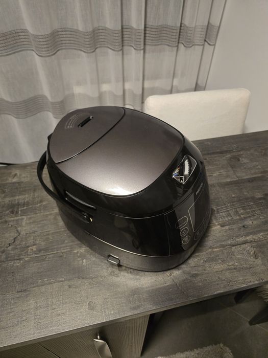 Мултикукър Philips