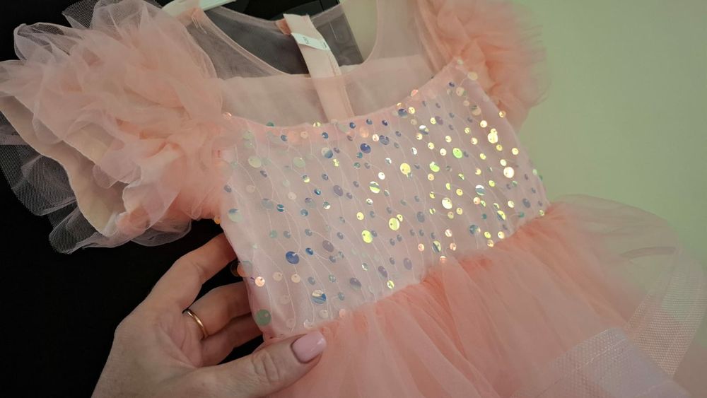 Красивое пышное платье для девочки 6 лет