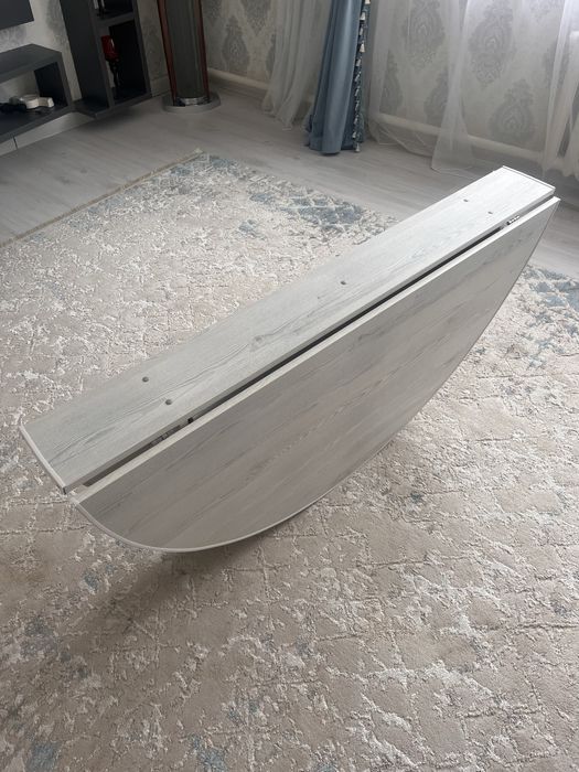 Круглый стол