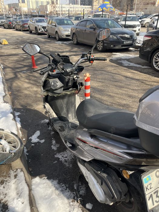 Мопед сатылады срочна