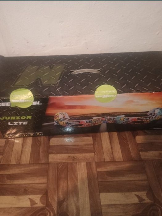 Vând hoverboard 500 lei