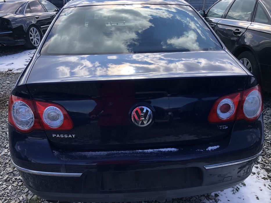 заден капак пасат 6 vw passat 6 седан