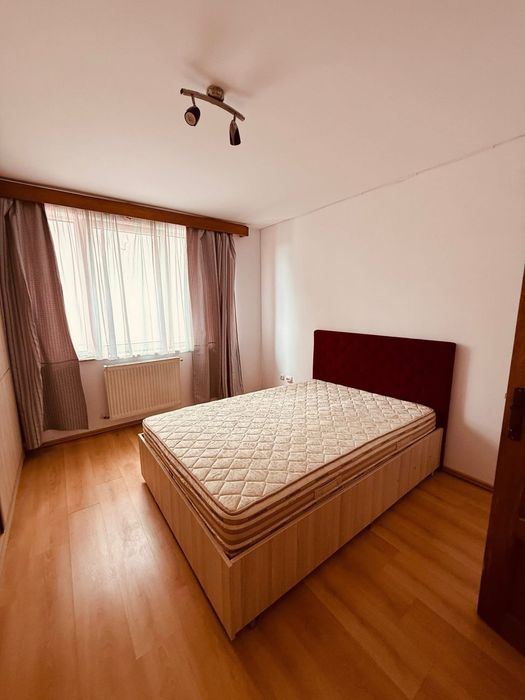 3 Camere 95 MP 7noi