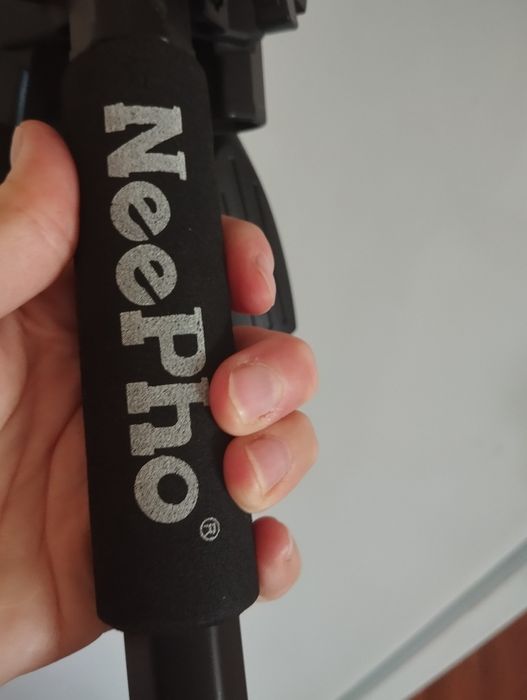 Профессиональный Штатив NeePho