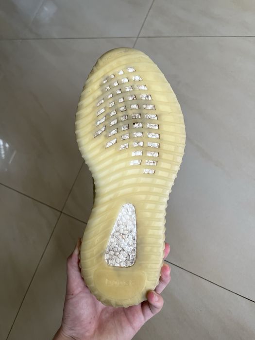 yeezy 350 stare foarte buna