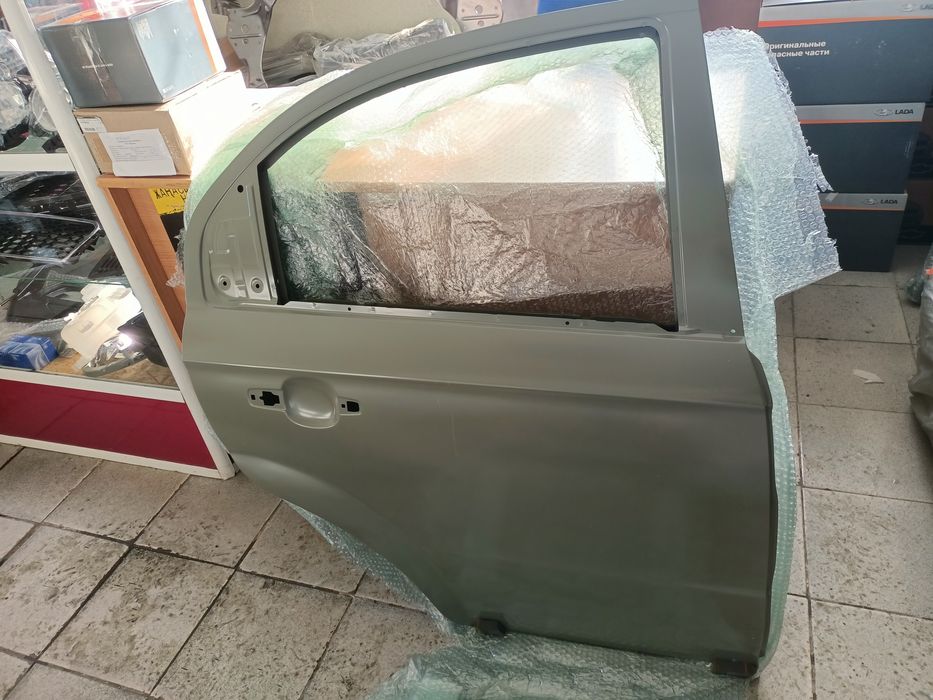 Дверь задняя,передняя, левая,правая Шевролет Нексия,R3.