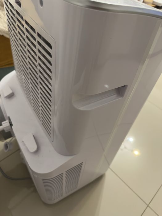 Aparat aer conditionat portabil Heber® 12000 BTU, SMART COOL, Wi-Fi, 3 in 1 Racire, Dezumidificare, Incalzire, Smart Life Gama 2025