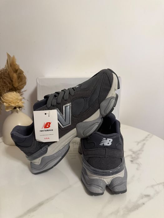 Adidasi New Balance 9060 2026