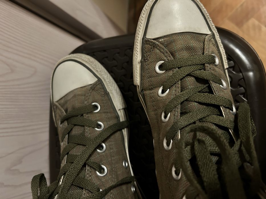 Различни Converse кецове