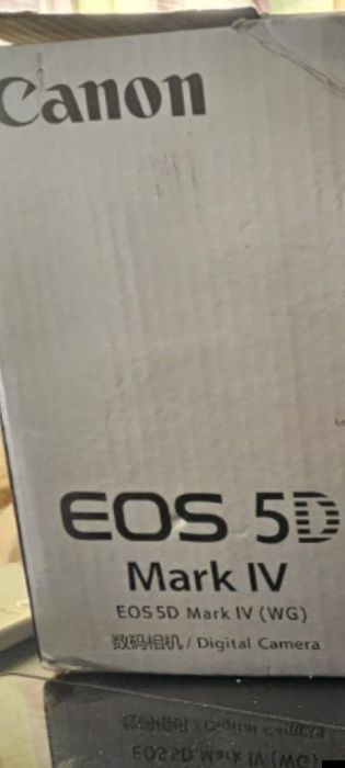 Camera canon eos 5d  Mark IV nou