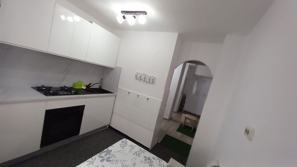 Inchiriez apartament 2 camere