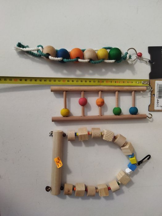 Играчка за  малък и среден папагал,играчки(папагали корела и др.птици