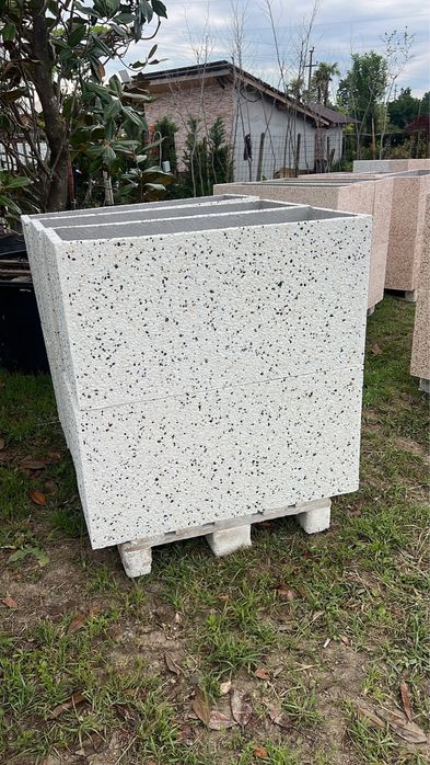 Ghivece din beton