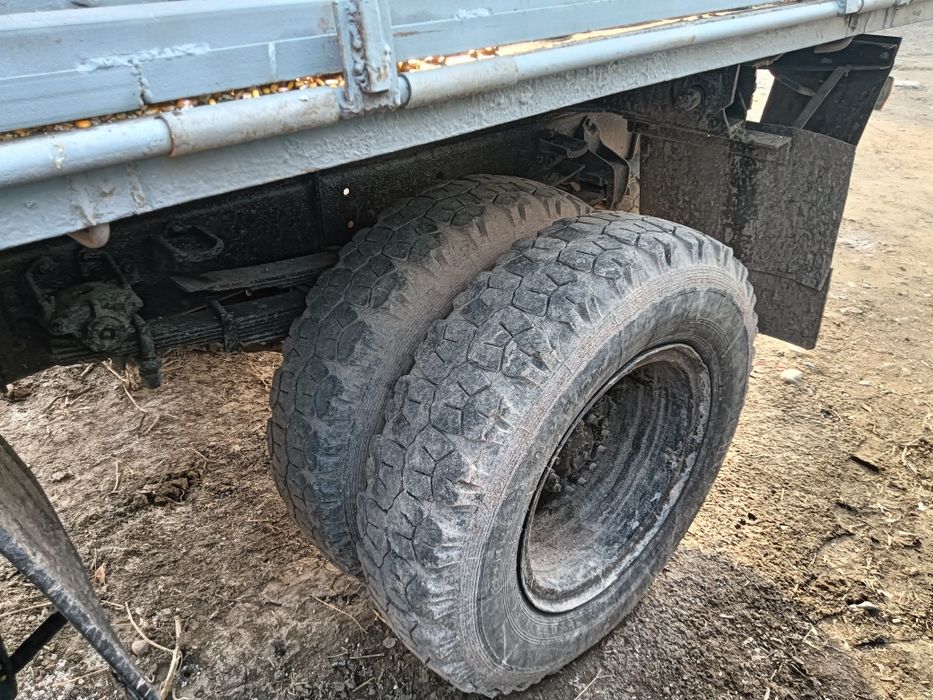 Продам ЗИЛ 130 зерновоз боковал