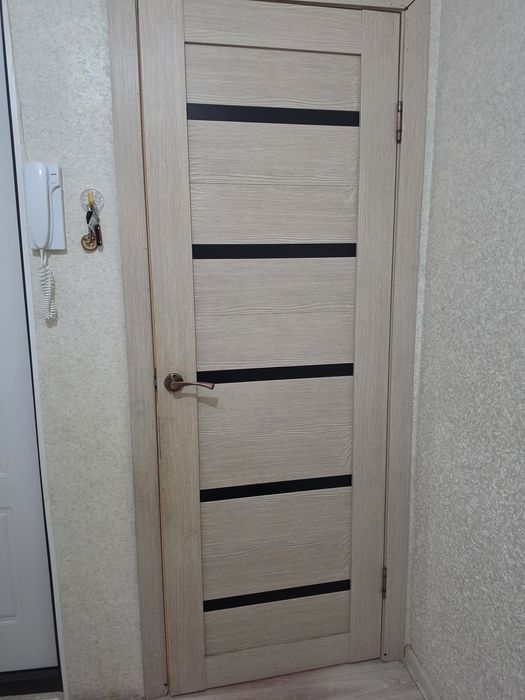 Есік сатылады 5шт