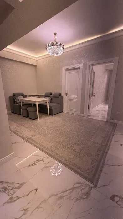 СУПЕР ЛОКАЦИЯ!Новостройка 2 хона, 80м2 квартира сотилади!Кадастр БОР!