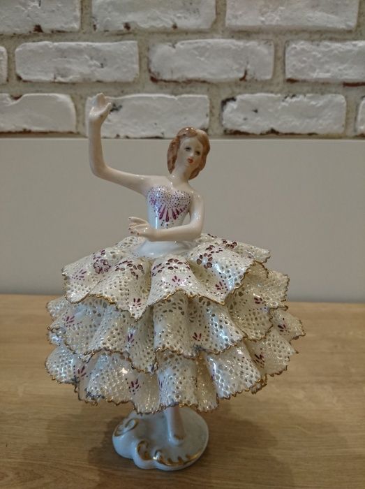 Balerina portelan Alba Iulia
