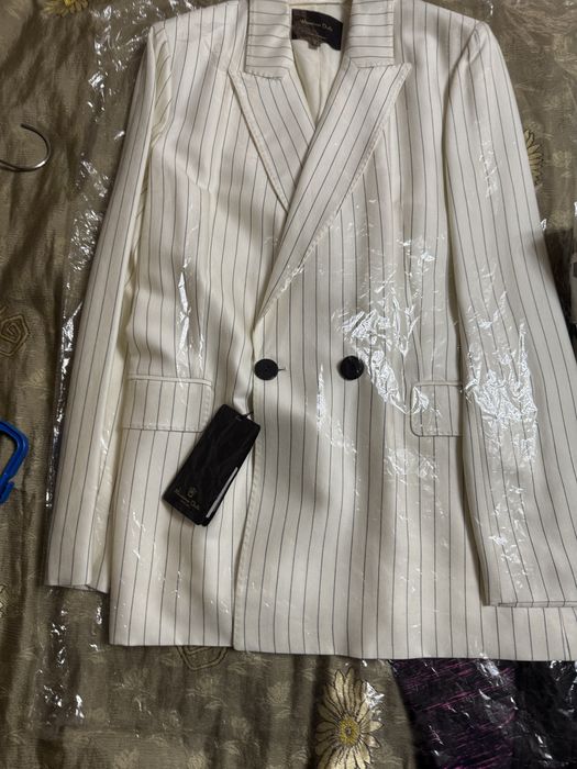 Пиджак от бренда Massimo Dutti