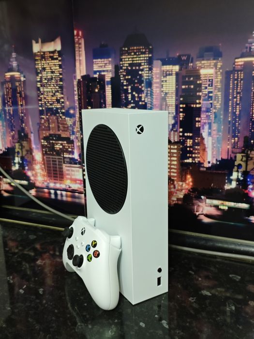Xbox series s в отличном состояни