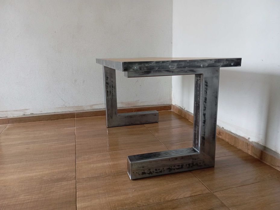 Мебели от метални профили