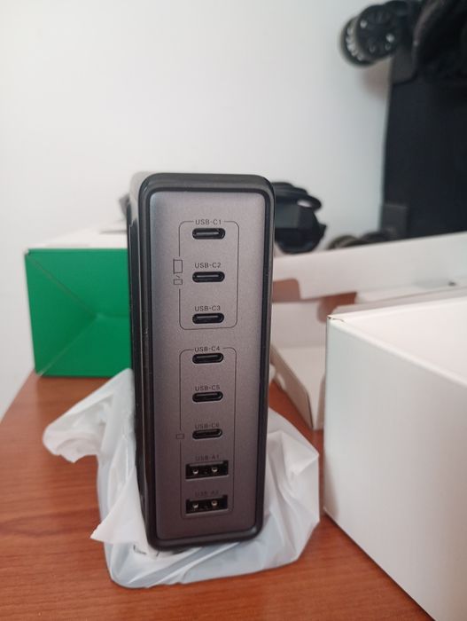 Charger Fast 200 w ideal pentru laptop, tableta, telefone