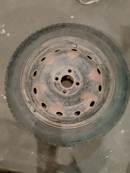 Резервна гума за дачия