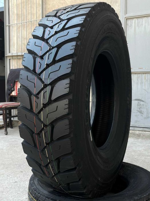 Samosval Howo Man Chakmanlarga 315/80R22.5 razmer karer balonlar bor