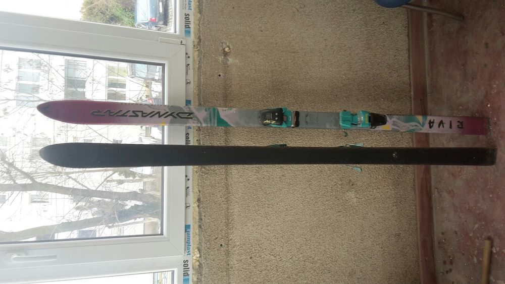 Vând schiuri 170 cm