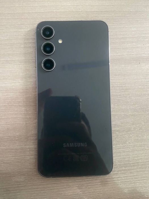 Самсунг с 23 fe в хорошем состоянии