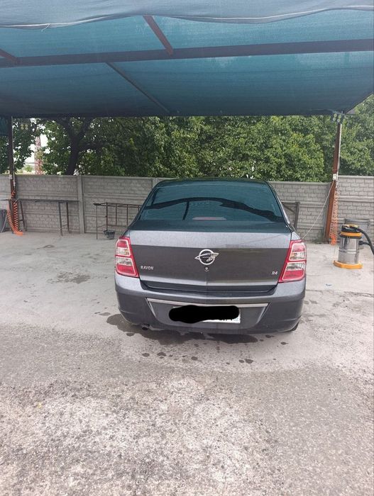 Srochno sotiladi kobilit moshina gazi bor aftomat karopka