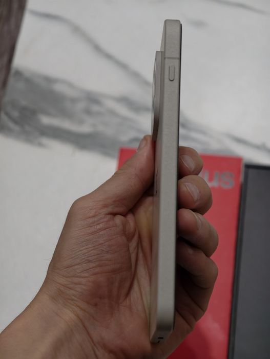 One Plus 15 512 gb Ram 16 5G global original