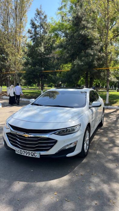 Chevrolet Malibu 2020 — 2