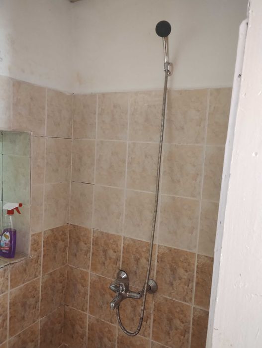 Продавам къща в село Попица