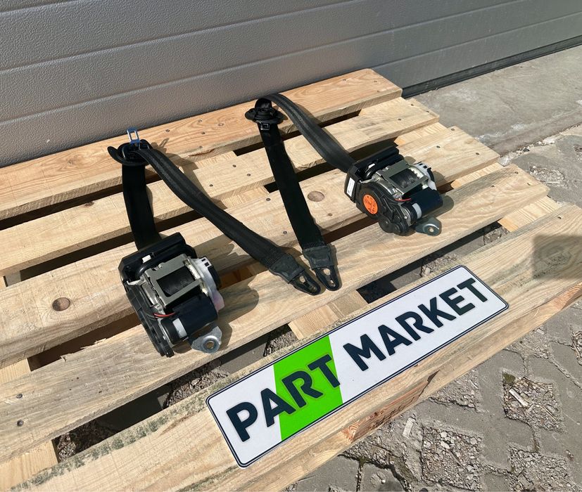 Предни колани AUDI A8 D5 0589P1000799