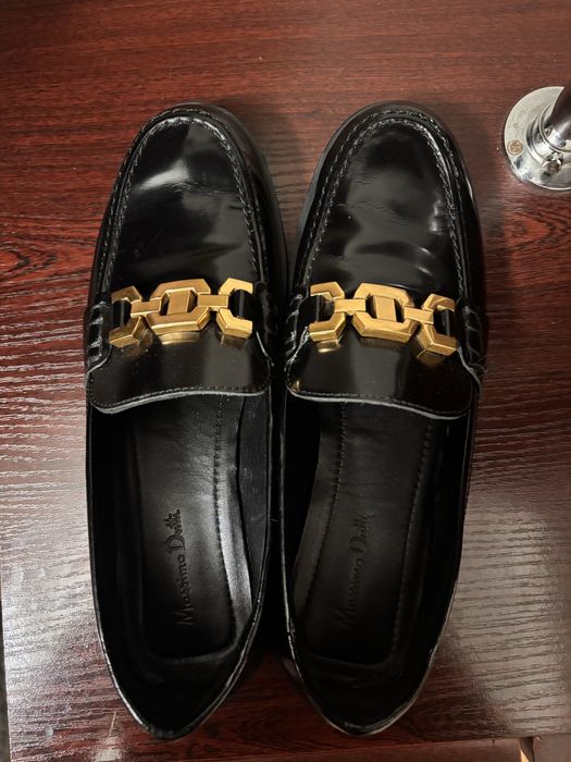 Продам лоферы Massimo Dutti