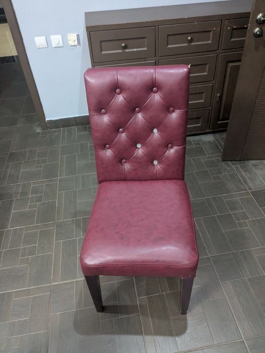 Продам мягкие стулья