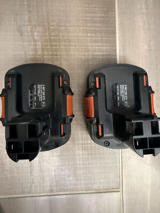 Продавам батерии bosh  за винтоверт