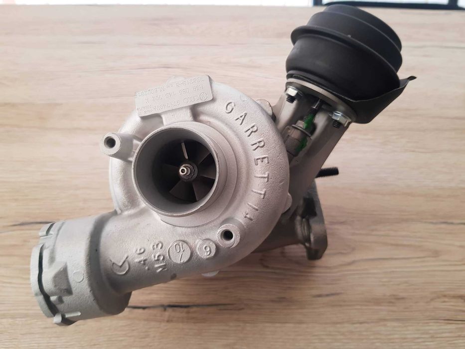 Турбокомпресор GARRETT - Audi A4 A6 VW Passat 2.0 GT1749V (S2)