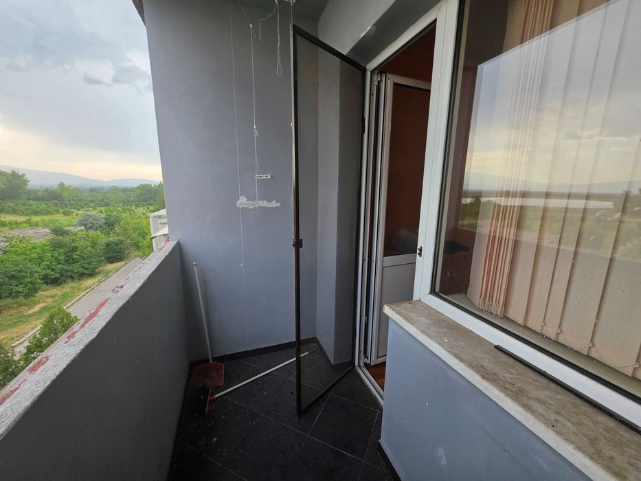 Тристаен Апартамент с Панорамна Гледка в Ботунец| 100 КВ.М | 120 000