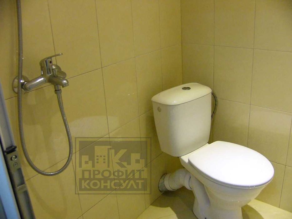 Продава се Магазин в Велико Търново, Център - 65 кв.м за 1493 €/кв.м - Снимка #4