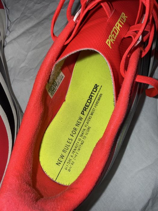 Ghete de fotbal Adidas Predator Club TF