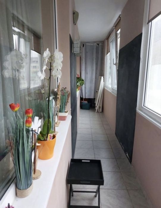 Vand apartament zona Precista!