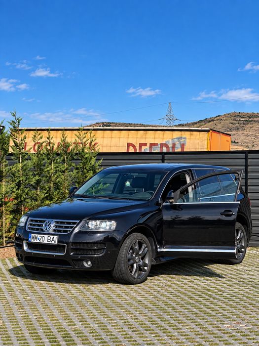 VW Touareg 3.0 TDI R-Line Individual | Pneumatică | Blocante | Revizie completă