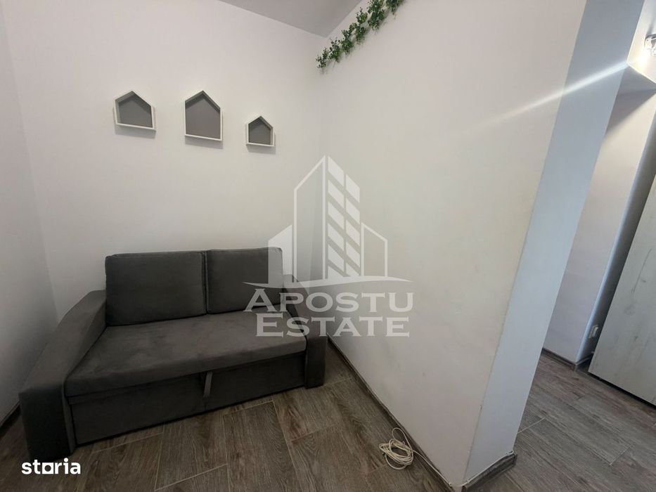 Garsoniera de vanzare, renovata , Zona Lipovei