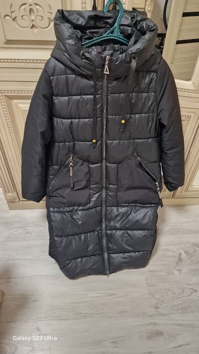 Продам двойку 44р..куртка 46р