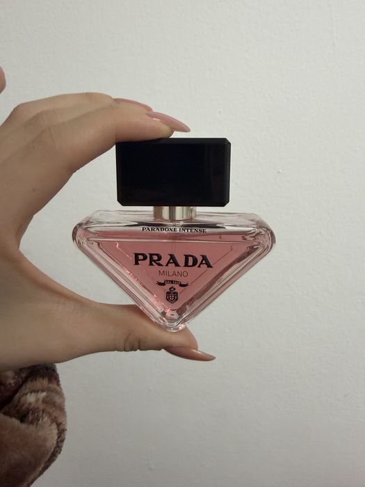Парфюм Prada Paradoxe Intense