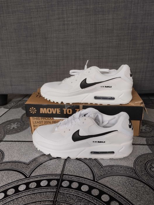 Nike Air Max 90, няколко чифта.
