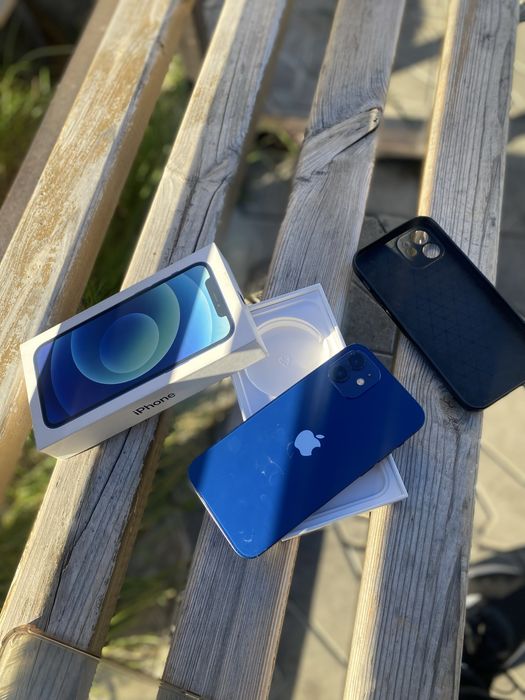 Продам iphone 12