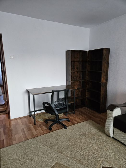 Apartament 2 camere de închiriat