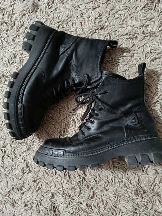 Ботинки женские кожаные